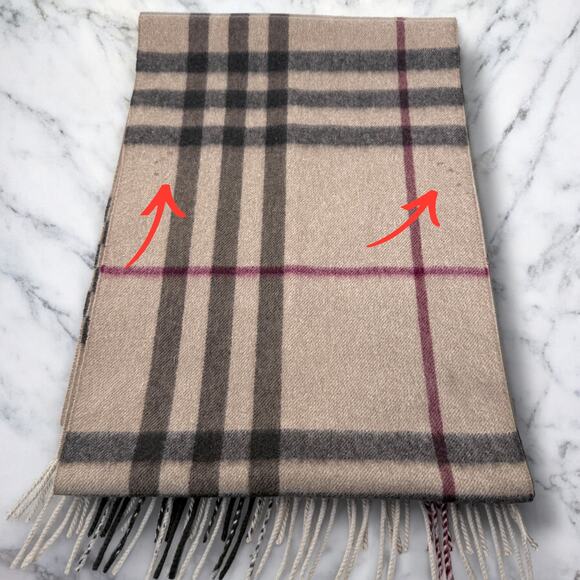🔥 Flash Sale 🔥 Burberry Cashemer Scarf - Picture 11 of 11